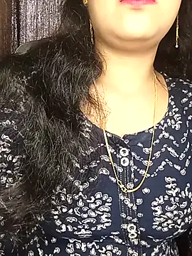 Deshi bhabhi143 online show from February 3, 6:40 am