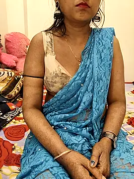 Snapshot of sexy-mahi_ chatting on February 25, 9:30 am sexy-mahi online show from February 25, 9:30 am