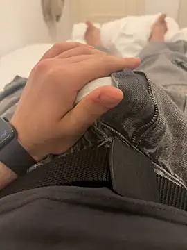 bad4people online show from April 17, 8:28 am