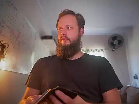 Snapshot of TSchaffer chatting on February 4, 1:28 pm TSchaffer online show from February 4, 1:28 pm