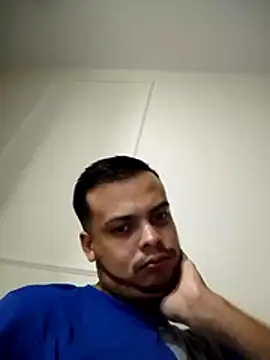 Snapshot of soytorres92 chatting on June 8, 3:07 am soytorres92 online show from June 8, 3:07 am