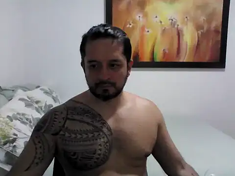 Snapshot of gonzzohunterr chatting on December 23, 5:27 am gonzzohunterr online show from December 23, 5:27 am