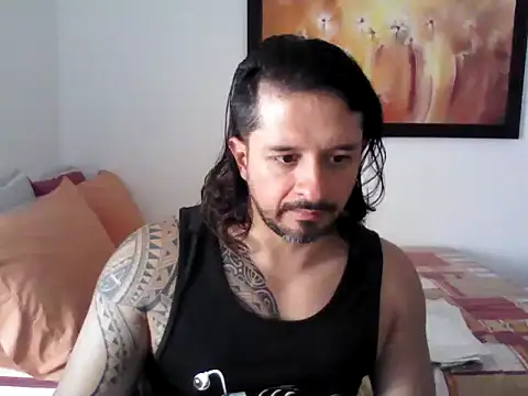 Snapshot of gonzzohunterr chatting on March 24, 6:57 pm gonzzohunterr online show from March 24, 6:57 pm