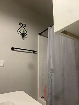 Trippyyb28 online show from February 18, 7:48 am