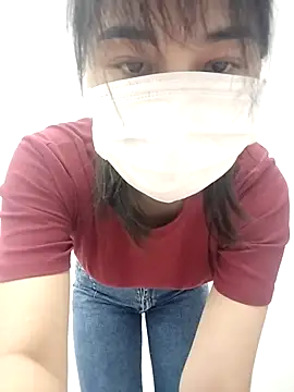 Snapshot of Chiipp69 chatting on February 26, 2:05 pm Chiipp69 online show from February 26, 2:05 pm