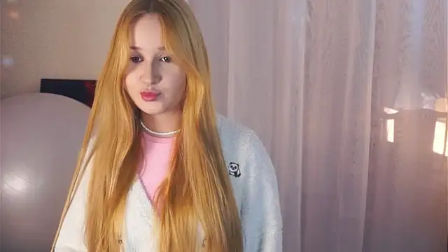 NeliaStarnaud online show from December 22, 3:53 pm