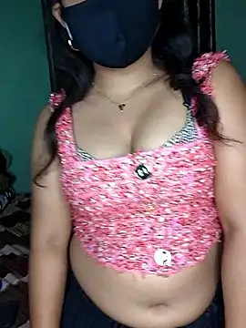 Snapshot of Saumyy chatting on February 8, 5:05 pm Saumyy online show from February 8, 5:05 pm