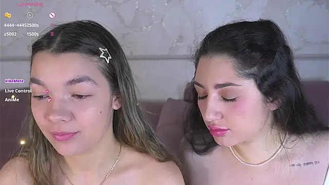 CorinnaSuttie online show from January 10, 1:07 am