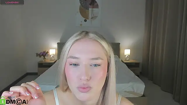 ChloeAlba online show from January 19, 4:05 am