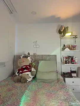 Snapshot of i_melissaa chatting on February 20, 7:36 pm i melissaa online show from February 20, 7:36 pm