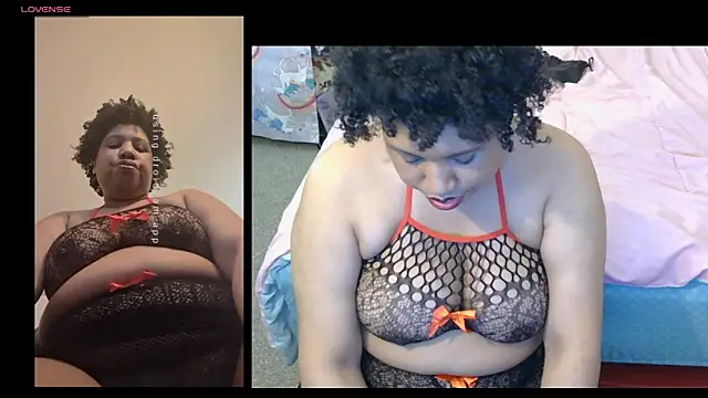 kitglitbomb online show from January 14, 2:28 am