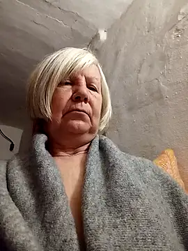 KlaudiaDarling online show from January 13, 3:34 am