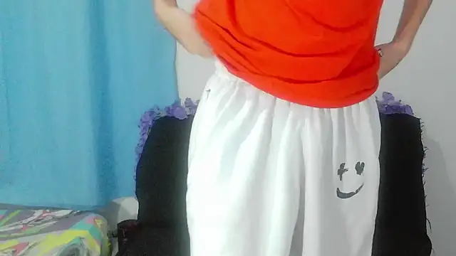 Snapshot of nico22love chatting on February 1, 12:04 pm nico22love online show from February 1, 12:04 pm