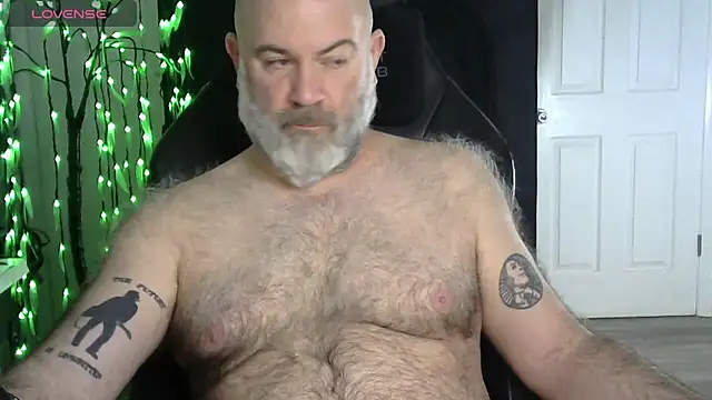 Snapshot of XJJ77x chatting on February 18, 6:42 am XJJ77x online show from February 18, 6:42 am