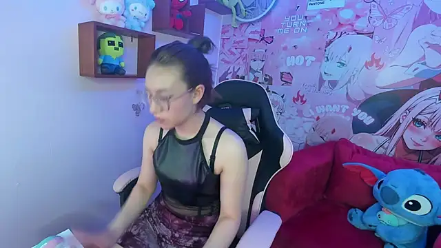 BellaLuck online show from January 12, 2:55 pm