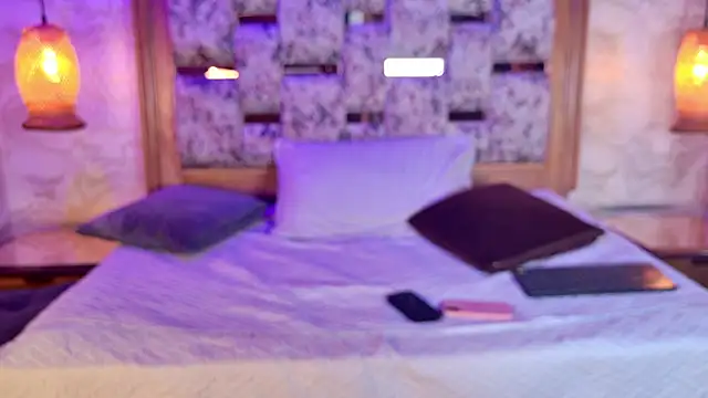 Snapshot of emily_greco chatting on January 7, 7:16 pm emily greco online show from January 7, 7:16 pm