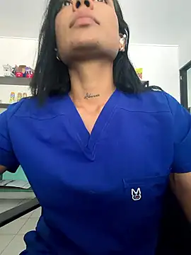 Sarah Hinata online show from January 7, 4:20 pm