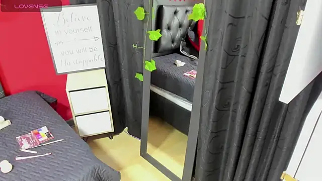 Abby Hiiltoon online show from February 18, 4:41 am