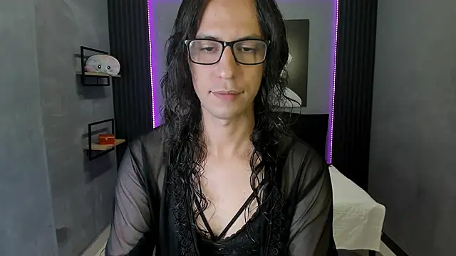 Luna Winstonn online show from January 15, 1:59 pm