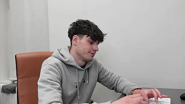 Daniel Shawnn online show from April 20, 10:11 pm