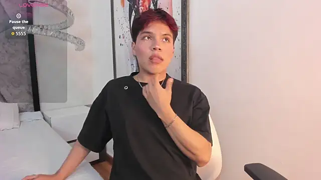 LittleZanee online show from January 15, 8:01 pm