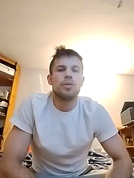 Snapshot of Bosik23 chatting on February 14, 1:13 am Bosik23 online show from February 14, 1:13 am