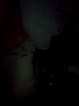 Snapshot of Bosik23 chatting on February 28, 4:35 am Bosik23 online show from February 28, 4:35 am