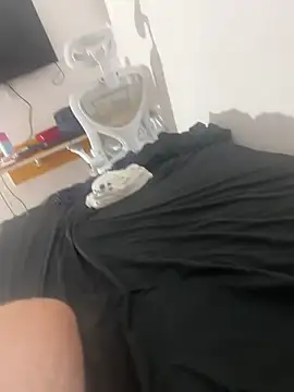 Casaalcaveira online show from February 5, 4:39 am