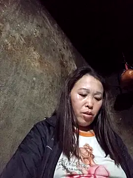 dakota-kis online show from February 24, 12:36 pm