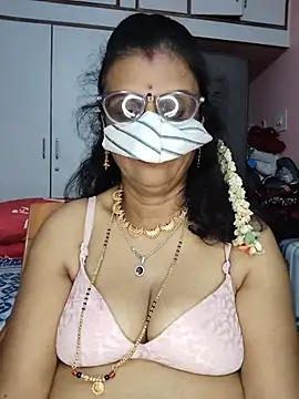 Snapshot of Maya_kannada chatting on June 15, 8:55 pm Maya kannada online show from June 15, 8:55 pm