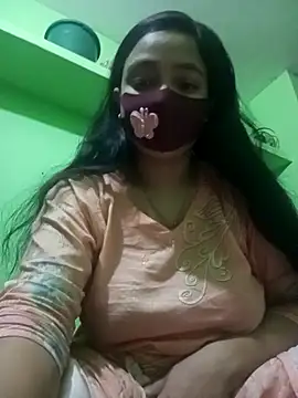 Snapshot of Nusratkkk0083 chatting on March 1, 11:01 am Nusratkkk0083 online show from March 1, 11:01 am