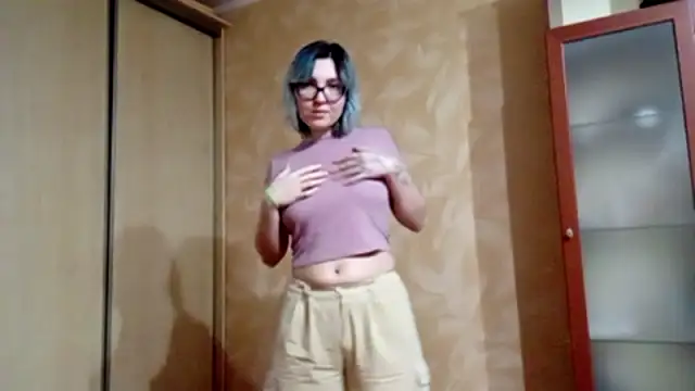 EvonTabb online show from February 24, 2:15 pm