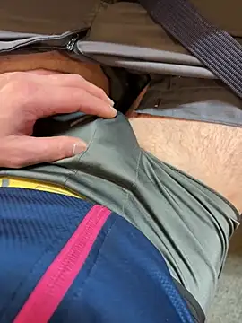 Snapshot of rasuku2025 chatting on February 19, 1:51 pm rasuku2025 online show from February 19, 1:51 pm