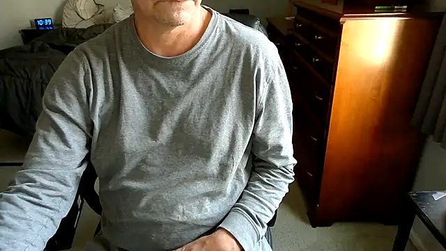 MatureSexy1700 online show from January 11, 3:39 pm