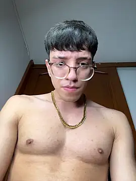 Snapshot of ArthurDavies_ chatting on February 25, 9:19 am ArthurDavies online show from February 25, 9:19 am