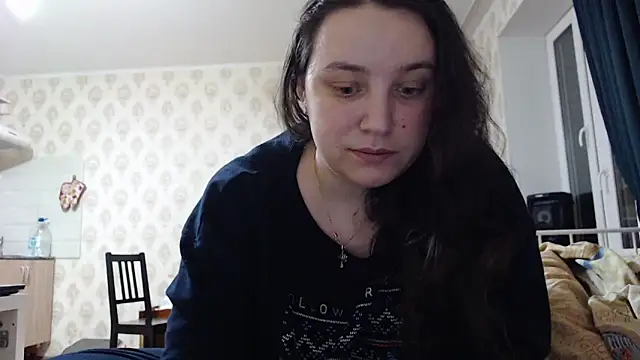 AmazingAllice online show from February 11, 3:39 pm