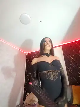 Snapshot of Isis_Hot__ chatting on February 20, 11:16 pm Isis Hot online show from February 20, 11:16 pm