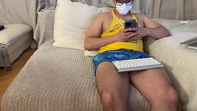 Ambrrr online show from April 12, 8:03 pm