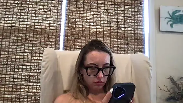 Ambrrr online show from August 1, 5:56 pm