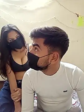 Snapshot of sexyyy_sonia chatting on January 14, 6:30 am sexyyy sonia online show from January 14, 6:30 am