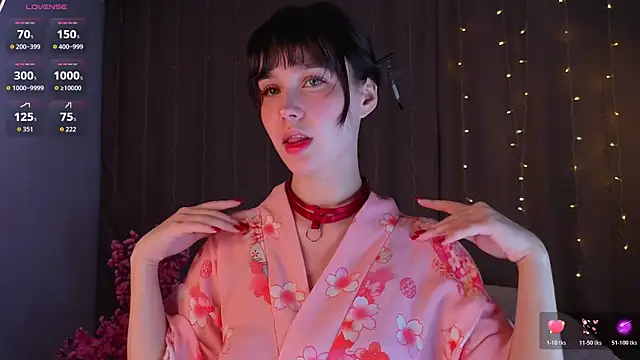 Snapshot of KiraYukimura chatting on February 7, 1:53 am KiraYukimura online show from February 7, 1:53 am