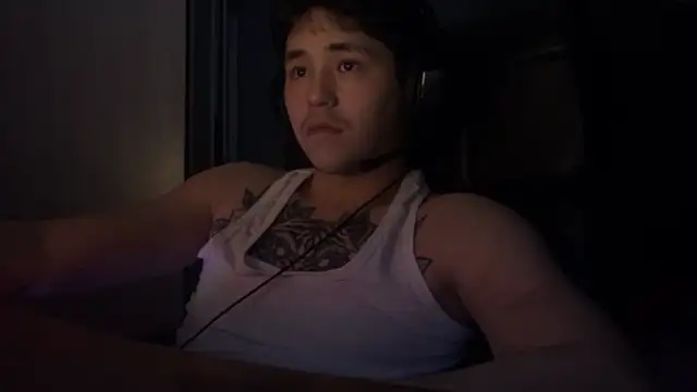 Snapshot of thisguyhasnochill chatting on March 3, 9:21 pm thisguyhasnochill online show from March 3, 9:21 pm