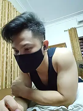 Snapshot of OnlyHand9x chatting on June 30, 4:52 pm OnlyHand9x online show from June 30, 4:52 pm