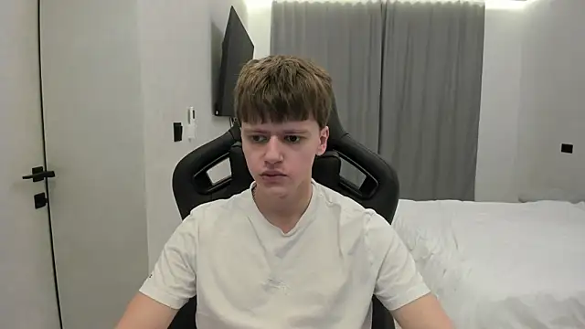 bonekoambalabu online show from March 27, 9:47 pm