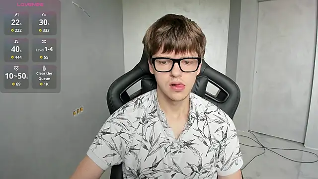 Snapshot of bonekoambalabu chatting on June 7, 8:40 am bonekoambalabu online show from June 7, 8:40 am