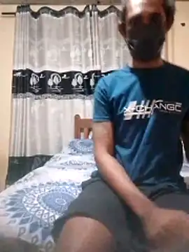 Snapshot of DILKI-CAM chatting on January 16, 5:17 pm DILKI-CAM online show from January 16, 5:17 pm