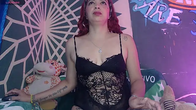 Snapshot of violettaevanxs chatting on January 11, 10:42 am violettaevanxs online show from January 11, 10:42 am