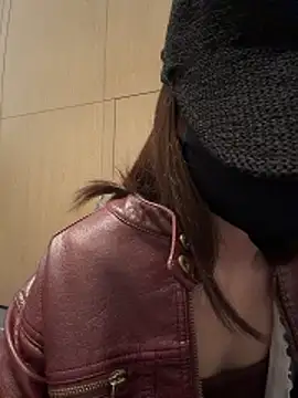 ZJbaby online show from April 12, 1:38 pm