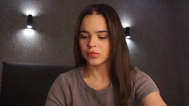 Snapshot of linclars chatting on February 28, 1:45 pm linclars online show from February 28, 1:45 pm