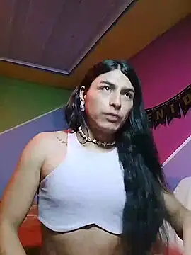 Snapshot of Selena_Nova chatting on February 15, 12:40 am Selena Nova online show from February 15, 12:40 am